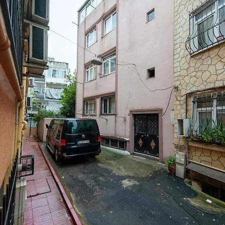 Kadirga Fountain Trvl Appartement Istanboel