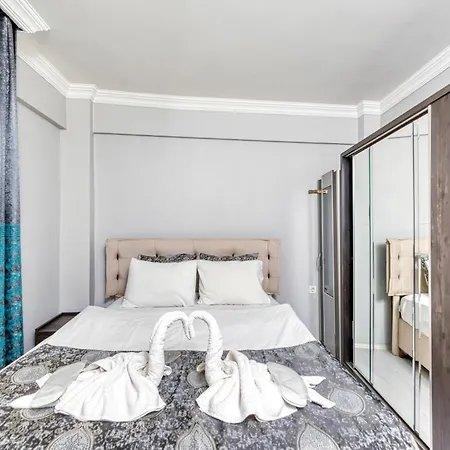 Kadirga Fountain Trvl * Istanboel