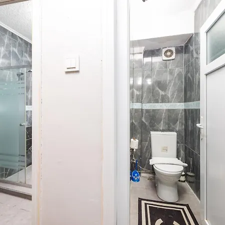 Kadirga Fountain Trvl *