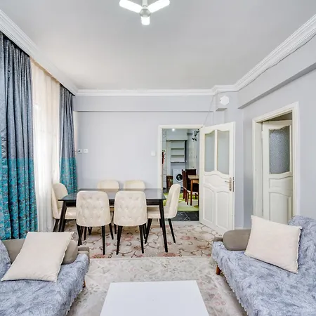 Kadirga Fountain Trvl * اسطنبول