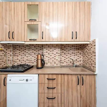 Kadirga Fountain Trvl شقة