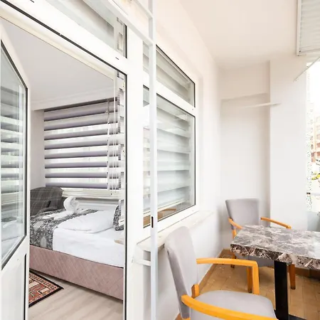 Kadirga Fountain Trvl * اسطنبول