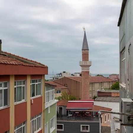 Kadirga Fountain Trvl