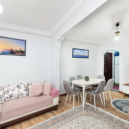 Kadirga Fountain Trvl *